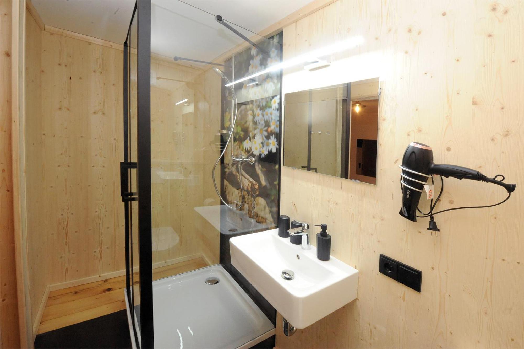 Chalet Unterellmau ซาลบาคฮินเทอร์เกลมม์ ภายนอก รูปภาพ